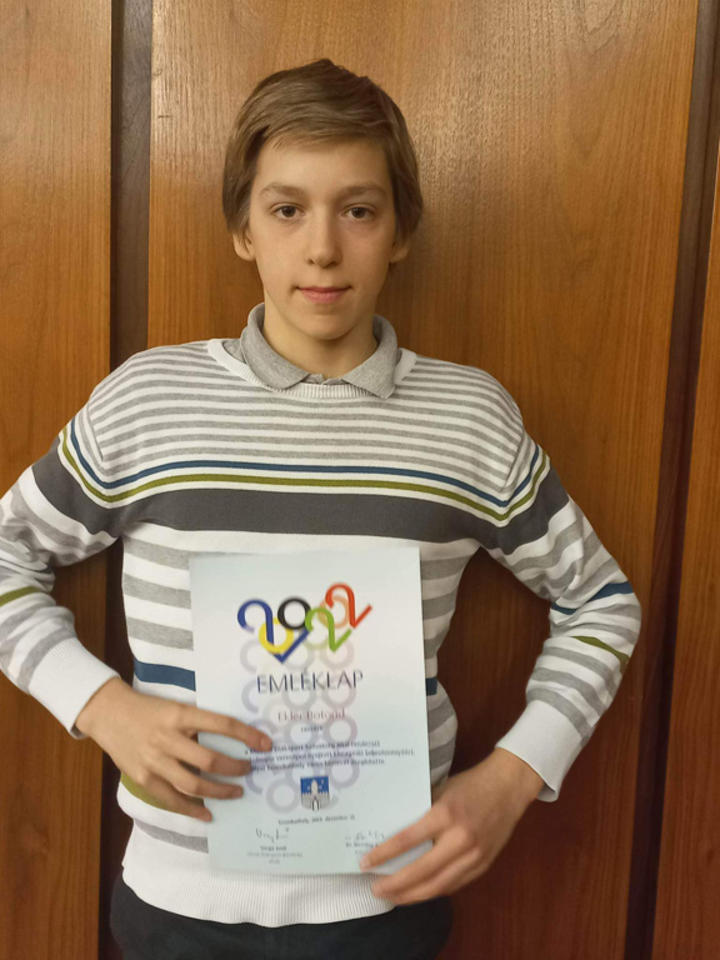 Ekler Botond 5.b osztályos tanulót díjazta a Szombathely Megyei Jogú Város Önkormányzata 