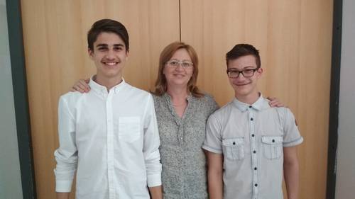 Újabb szép eredmények matematikából Újabb szép eredmények matematikából