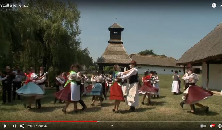 Száll a lelkem... Száll a lelkem...