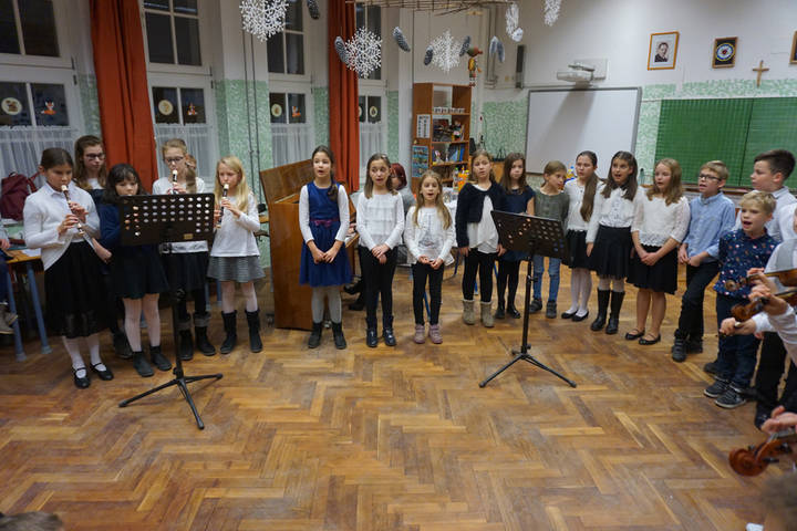 Adventi koncert
