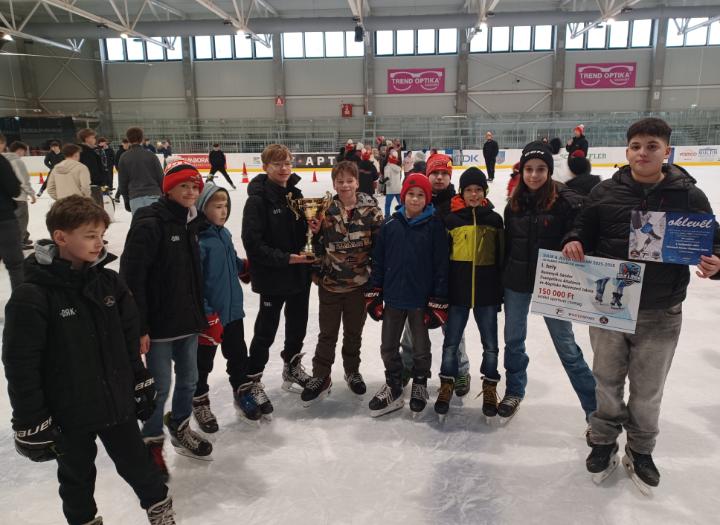 P�nzd�jas korcsolyaverseny